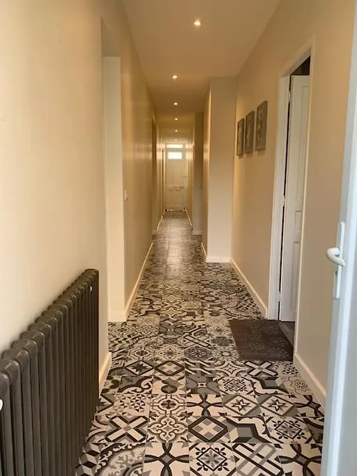 A La Belle Epoque Appartement T2 76M2 3 Etoiles Proche Centre Parking Prive Aix-les-Bains Apartment
